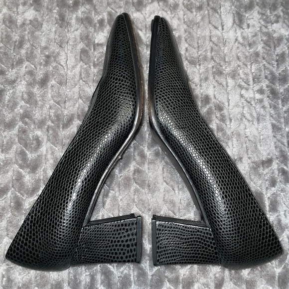 Stuart Weitzman Elegant Black Leather Women's Block/Chunky Heels. Size 6. - Picture 7 of 11